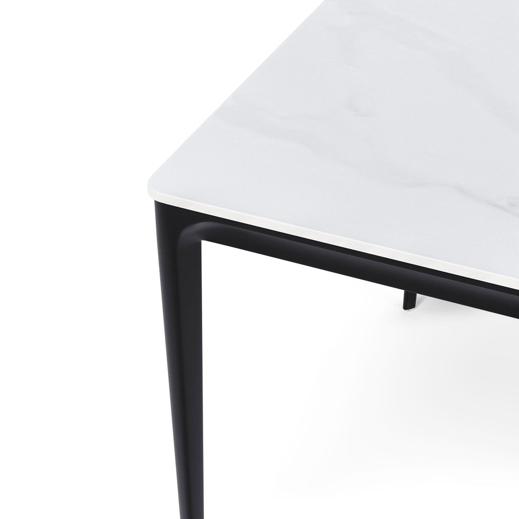 Mesa Arya Creta / Preto